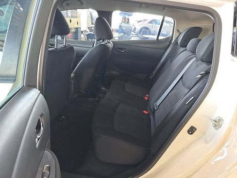 Used 2023 Nissan Leaf S FWD image 11