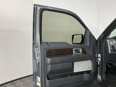 Used 2013 Ford F150 Platinum image 12