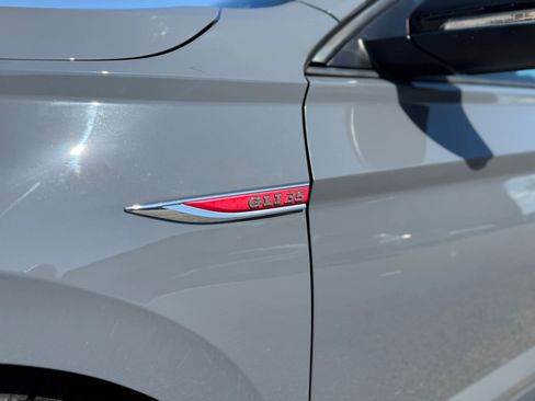 Used 2019 Volkswagen Jetta GLI FWD image 14