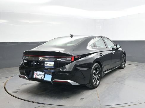 Used 2025 Hyundai Sonata SEL FWD image 7