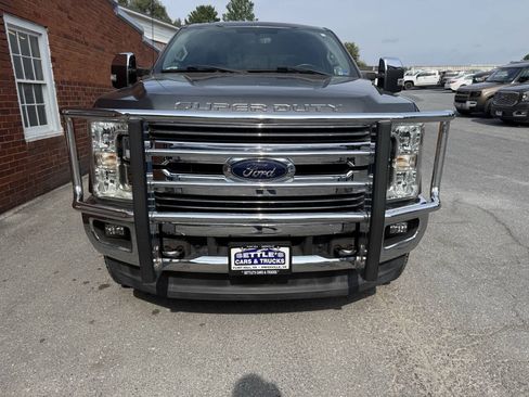 Used 2017 Ford F250 Lariat w/ Chrome Package AWD/4WD image 3