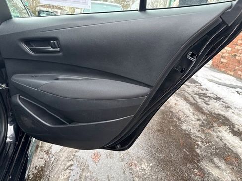 Used 2022 Toyota Corolla LE image 19