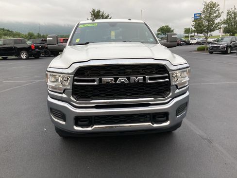 Used 2023 RAM 2500 Tradesman w/ Chrome Appearance Group AWD/4WD image 2