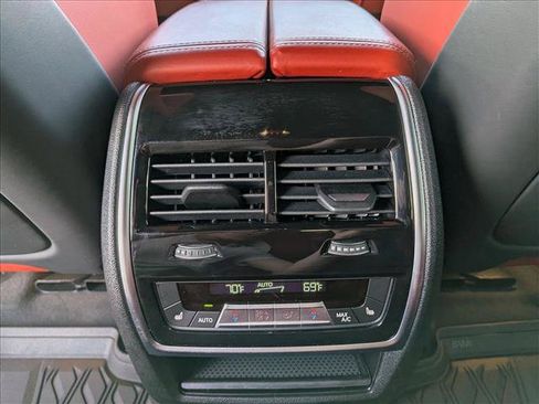 Used 2021 BMW X6 M w/ Competition Package AWD/4WD image 19