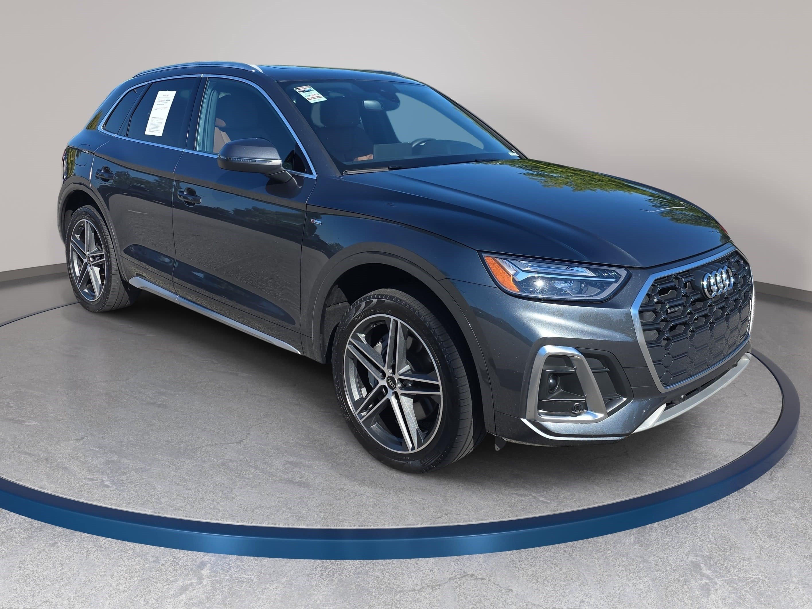 Used 2023 Audi Q5 e Premium AWD/4WD image 3