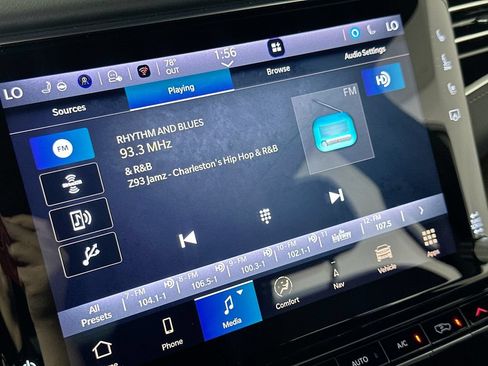 Used 2023 Jeep Grand Wagoneer 4WD w/ Convenience Group III image 34