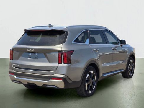 Used 2026 Kia Sorento EX AWD/4WD image 6
