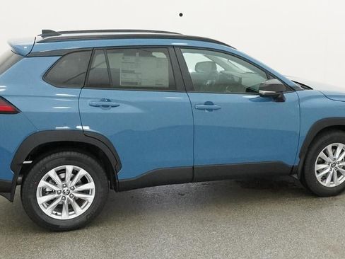 New 2026 Toyota Corolla Cross LE FWD image 10