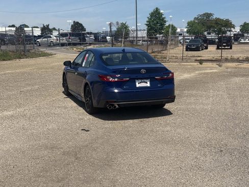 New 2026 Toyota Camry SE FWD image 5