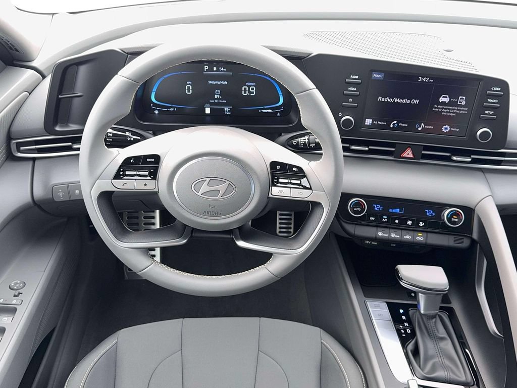 New 2026 Hyundai Elantra Sport FWD image 17