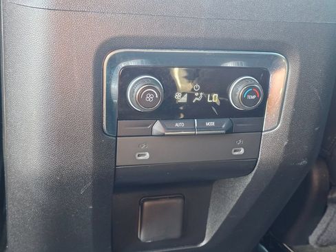 Used 2022 Chevrolet Tahoe LT AWD/4WD image 15