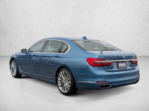 Used 2019 BMW 750i xDrive w/ Executive Package image 8