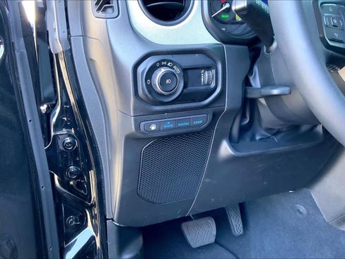 Used 2025 Jeep Wrangler Unlimited Sport S 4xe AWD/4WD image 32