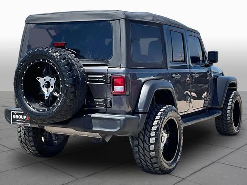 Used 2022 Jeep Wrangler Unlimited Sport AWD/4WD image 12