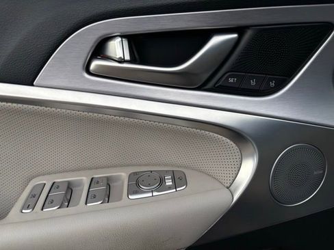 Used 2019 Genesis G70 3.3T Advanced w/ Elite Package image 15