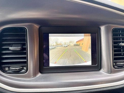 Used 2020 Dodge Charger SXT w/ Blacktop Package image 14