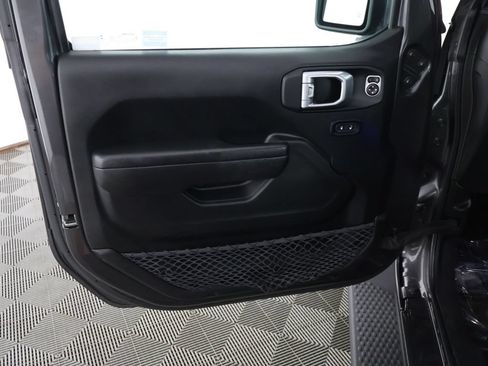 Used 2023 Jeep Wrangler Unlimited Sport AWD/4WD image 20