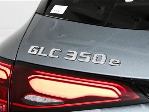 New 2025 Mercedes-Benz GLC 350e 4MATIC image 5