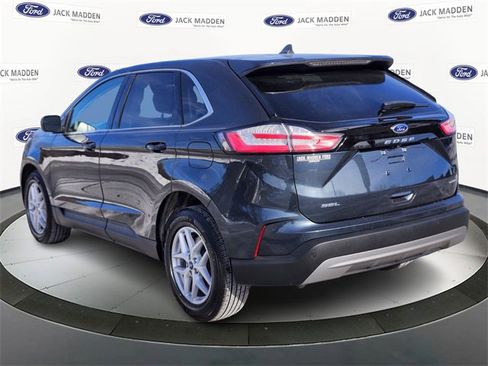 Certified 2022 Ford Edge SEL w/ Convenience Package image 3