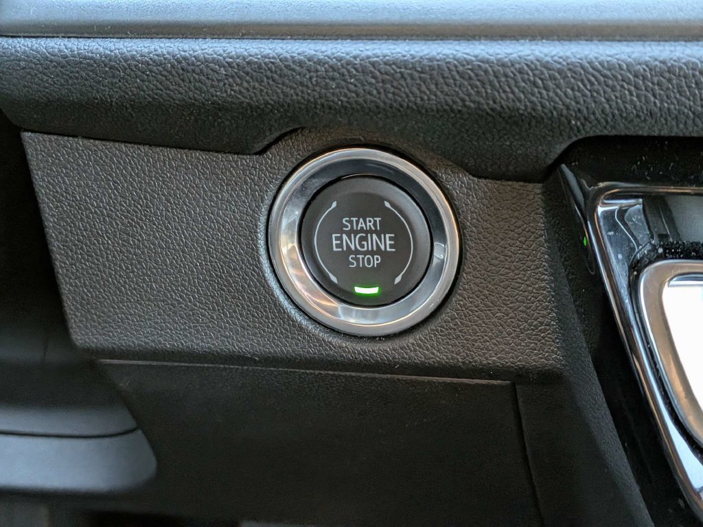Used 2026 Chevrolet Traverse LT w/ Driver Confidence Package FWD image 29