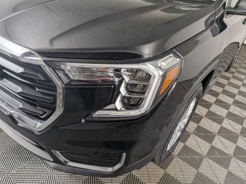 Certified 2024 GMC Terrain SLE image 13