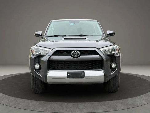 Used 2019 Toyota 4Runner TRD Off-Road Premium AWD/4WD image 2