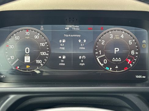 Used 2021 Land Rover Defender 90 First Edition image 19