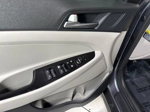 Used 2018 Hyundai Tucson SE AWD/4WD image 9
