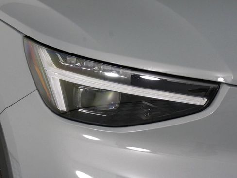 New 2026 Volvo XC40 B5 Plus w/ Protection Package Premier AWD/4WD image 14