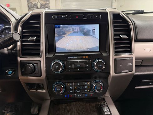 Used 2020 Ford F350 Lariat w/ Lariat Ultimate Package AWD/4WD image 22