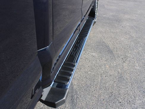 Used 2022 Ford F250 Lariat w/ Lariat Value Package image 12