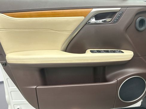 Used 2017 Lexus RX 350 AWD w/ Premium Package image 9