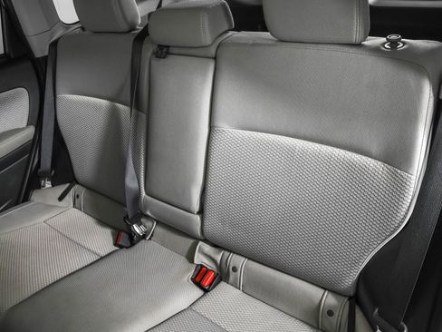 Used 2017 Subaru Forester 2.5i Premium image 38