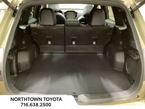 Used 2025 Subaru Forester Touring image 14