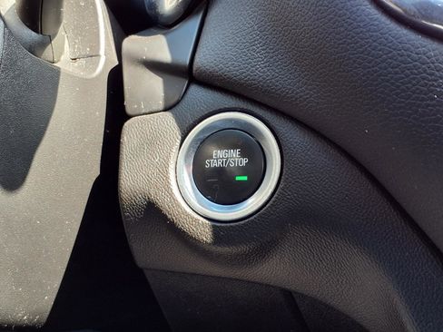 Used 2020 Chevrolet Equinox LT AWD/4WD image 11
