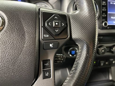 Certified 2020 Toyota Tacoma TRD Off-Road w/ Technology Package image 27