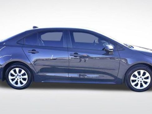 Certified 2024 Toyota Corolla LE image 5