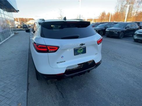 Certified 2023 Chevrolet Blazer RS w/ Enhanced Convenience Package image 6