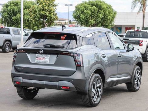 New 2026 Nissan Kicks SV image 7