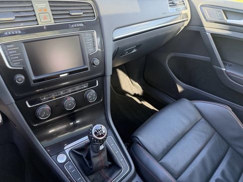 Used 2016 Volkswagen GTI SE w/ Lighting Package (SEL) FWD image 30