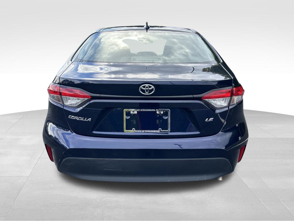 Certified 2025 Toyota Corolla LE FWD image 4