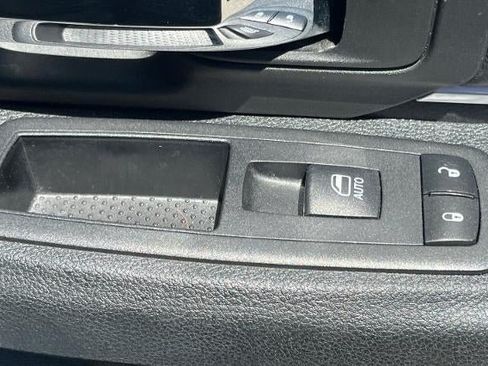 Used 2024 RAM 1500 Warlock AWD/4WD image 26