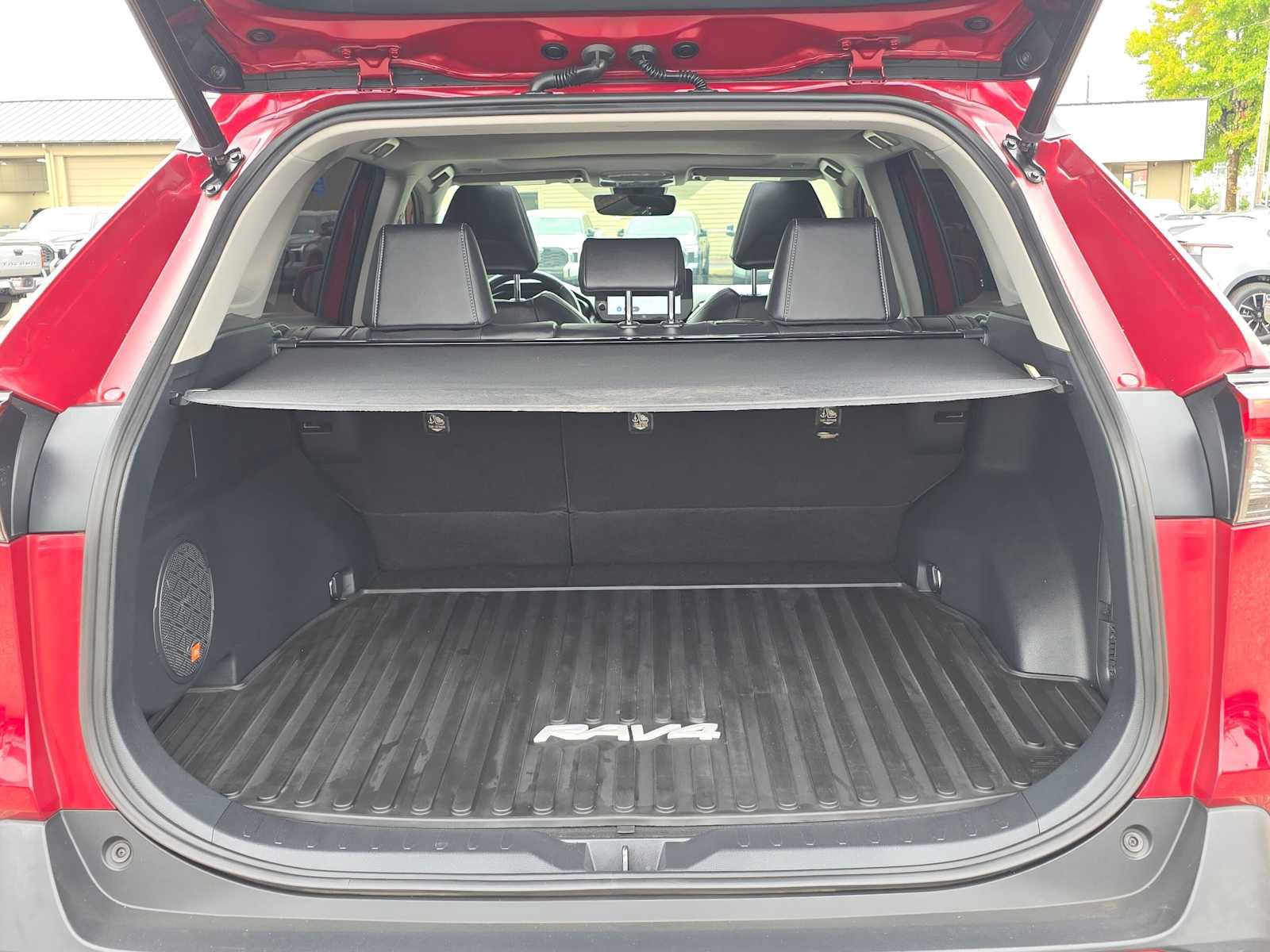 Certified 2023 Toyota RAV4 Limited AWD/4WD image 18