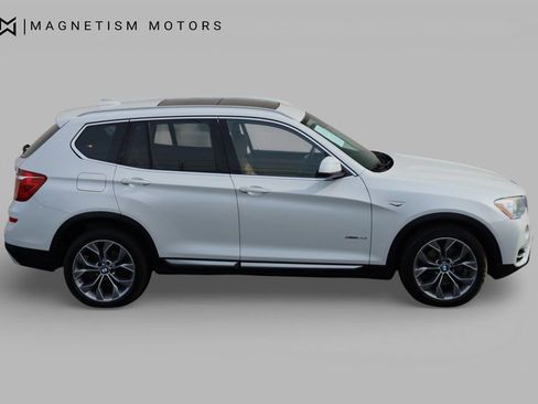 Used 2016 BMW X3 xDrive28i image 2