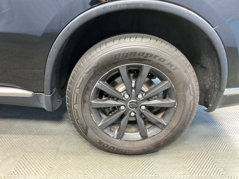 Certified 2020 Dodge Durango SXT w/ 3rd Row Seating Group image 30