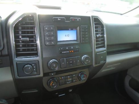 Used 2018 Ford F150 XLT AWD/4WD image 16