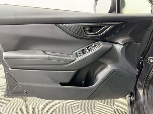 Used 2019 Subaru Crosstrek 2.0i Premium image 11