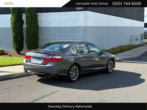 Used 2013 Honda Accord Sport image 6