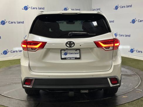 Used 2019 Toyota Highlander Limited image 4