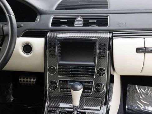 Used 2009 Maybach 62 S RWD image 36